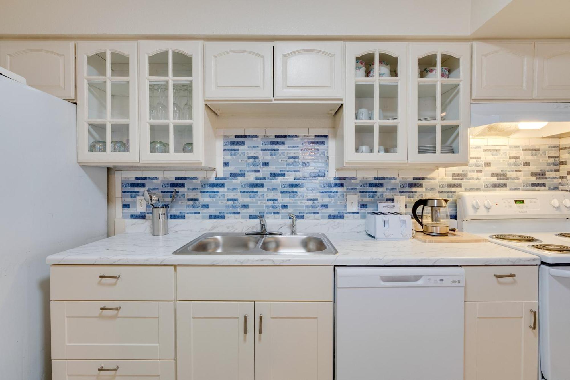 Breezy Fresno Home - Near Airport And Downtown Ngoại thất bức ảnh